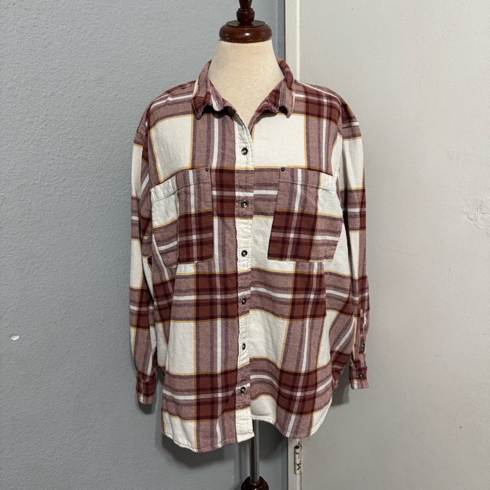 SO Plus Women Casual Plaid Button-Down Shirt Burgandy White Front Pockets Sz 1X